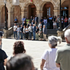 Minuto de silencio a las 12.00 horas en el Ayuntamiento de Soria por la muerte de la mujer de 35 años a manos de su pareja sentimental. GONZALO MONTESEGURO