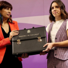 Ana Redondo recibe la cartera del Ministerio de Igualdad de Irene Montero.- ICAL
