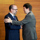 El presidente de la Junta, Alfonso Fernández Mañueco, mantiene un encuentro institucional con el alcalde de Ponferrada, Marco Antonio Morala. ICAL