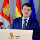 El presidente de la Junta, Alfonso Fernández Mañueco, valora los resultados del informe PISA.- ICAL