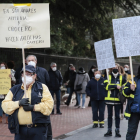 Trabajadores de Correos se concentran en León para defender "el servicio postal". | ICAL