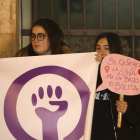 Un momento de la manifestación en la plaza Mayor de Palencia.- ICAL