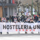 Manifestación a favor de la reapertura de la hostelería en Burgos. / ICAL.