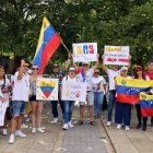 La comunidad venezolana de León se manifiesta contra el régimen de Maduro