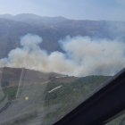 Incendio en El Raso, situado en Candeleda (Ávila)