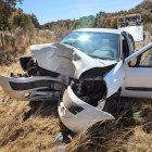 Herida una mujer tras empotrar su coche contra una encina en Carpio de Azaba (Salamanca)