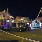 Ambulancias y policía nacional en recinto ferial de Palencia en la pasada noche.