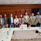 La consejera de Agricultura, Ganadería y Desarrollo Rural, María González Corral, se reúne con los representantes de las Redes de Grupos de Acción Local en Castilla y León.