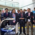 Carlos García Carbayo, alcalde de Salamanca, junto con Javier Ponce, director general de la Sociedad Española para la Transformación Tecnológica, y Juan Manuel Corchado, rector de la Usal, entre otras personalidades.