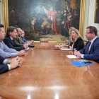 La portavoz del PP en el Senado, Alicia García, en su reunión con representantes de Turismo Rural
