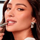 Luce unos labios perfectos con el Lifter Glaze