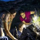 El equipo de arqueólogos trabajando en el yacimiento arqueológico situado en la frontera hispanolusa de Salamanca, Siega Verde.