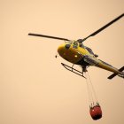 Incendio forestal en la localidad de Fasgar (León)