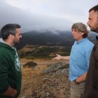 El secretario general del PSOE de Castilla y León, Carlos Martínez, se reúne con el alcalde de Cervera de Pisuerga, Jorge Ibáñez