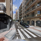 La calle Dimas Madariaga a la altura del número 30 en Salamanca.