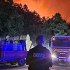 Trabajos nocturnos en los incendios que asolan a Castilla y León.
