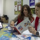 El asistente de Cruz Roja que combate la soledad en los hogares mayores de Salamanca