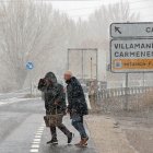 La primera nevada de la temporada llega a las cumbres de la vertiente leonesa de la Cornisa Cantábrica