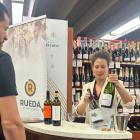 Stand de venta de la DO Rueda.