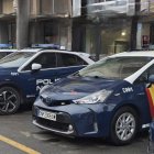 Vehículos de la Policía Nacional.