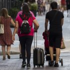 Turistas por las calles de Valladolid, en una imagen de archivo.