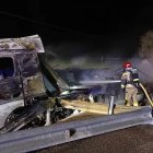 Camión accidentado en la A-2 en Arcos de Jalón (Soria).
