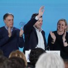 El candidato del PP a la Presidencia de la Junta de Castilla y León, Alfonso Fernández Mañueco, durante la noche electoral