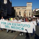 Manifestación con motivo de la huelga médica a nivel nacional en León celebrada ayer