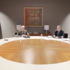 Reunión entre el PP y Vox con sus candidatos al frente, Alfonso Fernández Mañueco y Carlos Pollán.