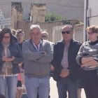 Minuto de silencio frente al ayuntamiento de Villaralbo en apoyo a la familia del niño fallecido.