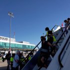 Llegada de pasajeros al Aeropuerto de Villanubla (Valladolid).