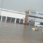 Polígono de los Villares inundado por la tormenta