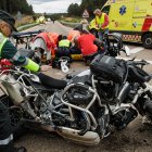 Un herido grave en una colisión entre una moto y un turismo en el pk 43 de la CL-526, en El Payo (Salamanca).