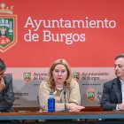 La alcaldesa de Burgos informa de avances en los autobuses urbanos