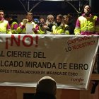 Imagen de una movilización contra el cierre del taller de Remolcado en Miranda de Ebro.