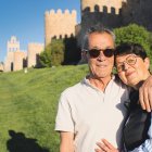 La Muralla de Ávila suele convertirse en una de las primeras paradas para quienes visitan la ciudad, un plan que muchos abulenses acompañan después con un chuletón.