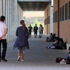 Exteriores del Campus de Valladolid en el entorno del Esgueva. /  ICAL