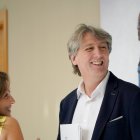 Patricia Gómez y Carlos Martínez durante la Junta de Portavoces.