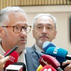 Carlos Pollán y Alberto Díaz Pico, este lunes en la comparecencia ante los medios tras las reuniones con Fundos y el Consejo de la Juventud.