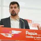 Luis Tudanca en rueda de prensa, en una foto de archivo.
