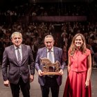 Anselmo García, premio Numancia 2026, junto a Adriana Ulibarri y Nicanor Sen.