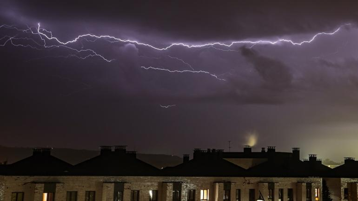 Imagen de archivo de una tormenta.- ICAL