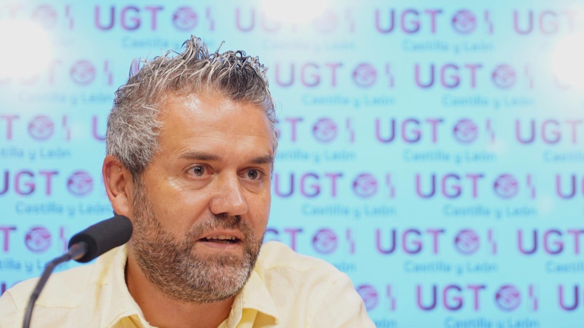 El secretario de Acción Sindical, Coordinación y Diálogo Social de UGT, Raúl Santa Eufemia.- E. M.