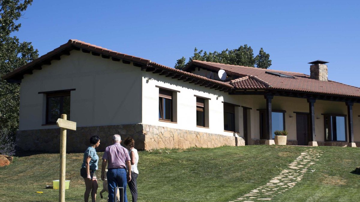 Imagen de archivo de una casa rural en Castilla y León.