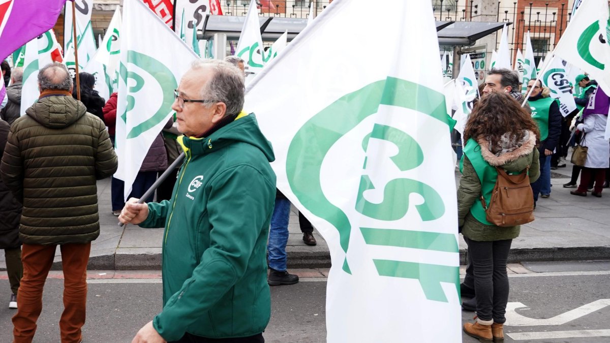 Representantes del sindicato CSIF en una imagen de archivo.