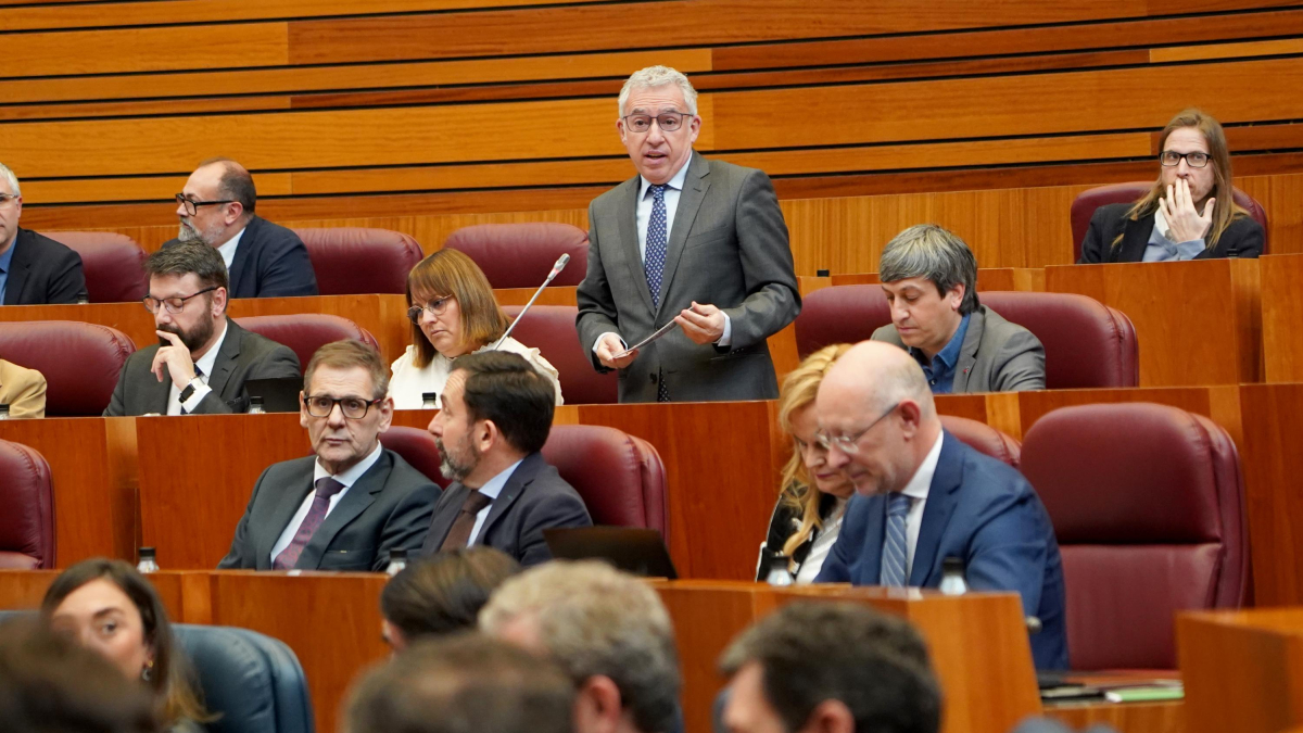 El portavoz de Soria Ya en las Cortes, Ángel Ceña