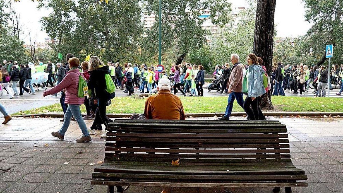 Marcha Contra el Cáncer organizada por la AECC en Valladolid el pasado mes de octubre. ICAL