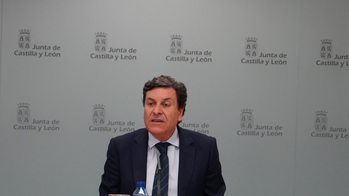 El consejero de Economía y Hacienda y portavoz de la Junta, Carlos Fernández Carriedo.