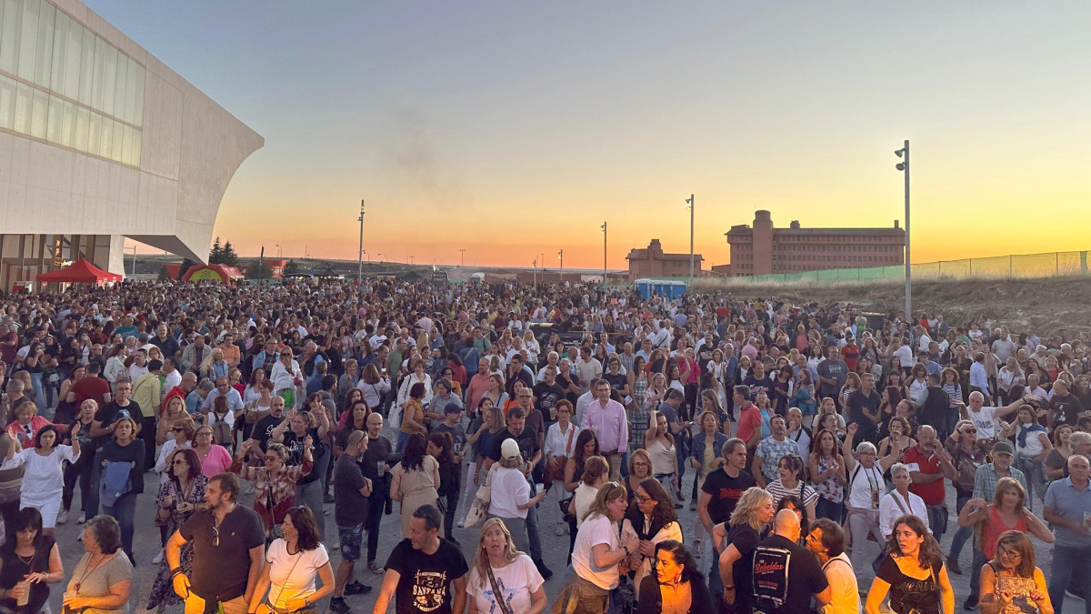 Espectáculo 'Locos por la Música' en el CIDE de Segovia