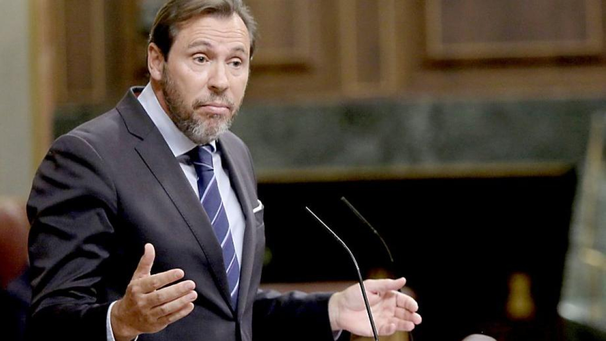 Óscar Puente durante una intervención en el Congreso, en una foto de archivo. ICAL